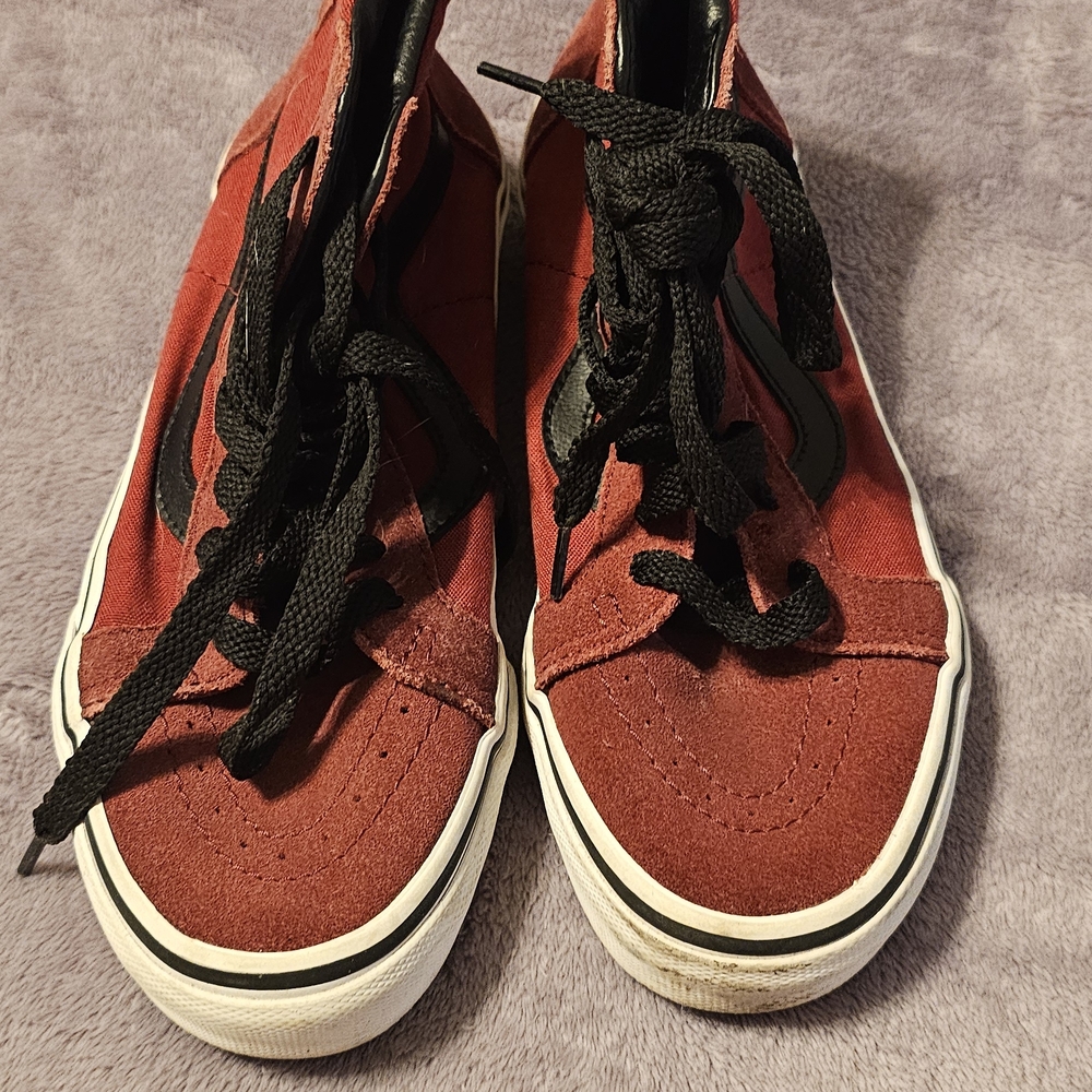 Vans Kids Sneakers in Red and Black